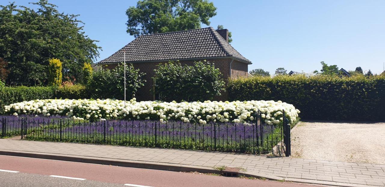 Bed & Breakfast Coopz Doetinchem Exterior photo